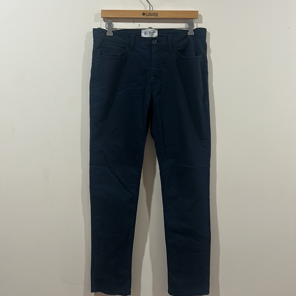 NWOT Original Penguin Premium Navy Blue Chinos 32 x 32 Cotton & Spandex Casual